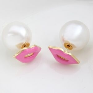 NWT Double-Sided Pearl & Lip Stud Earrings